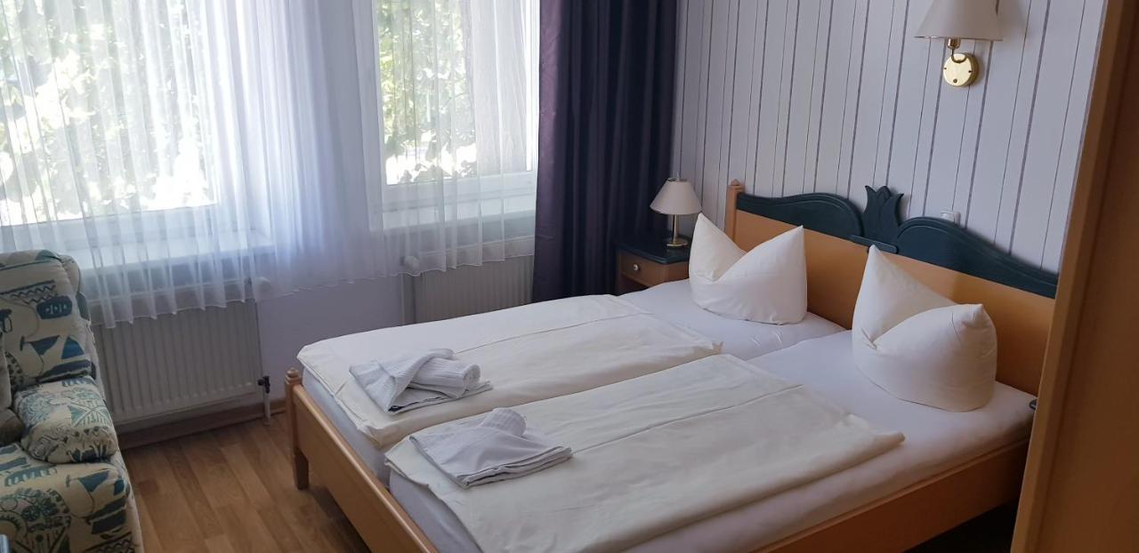 Restaurant Und Pension Zur Nassen Ecke Wittenbeck Exteriér fotografie